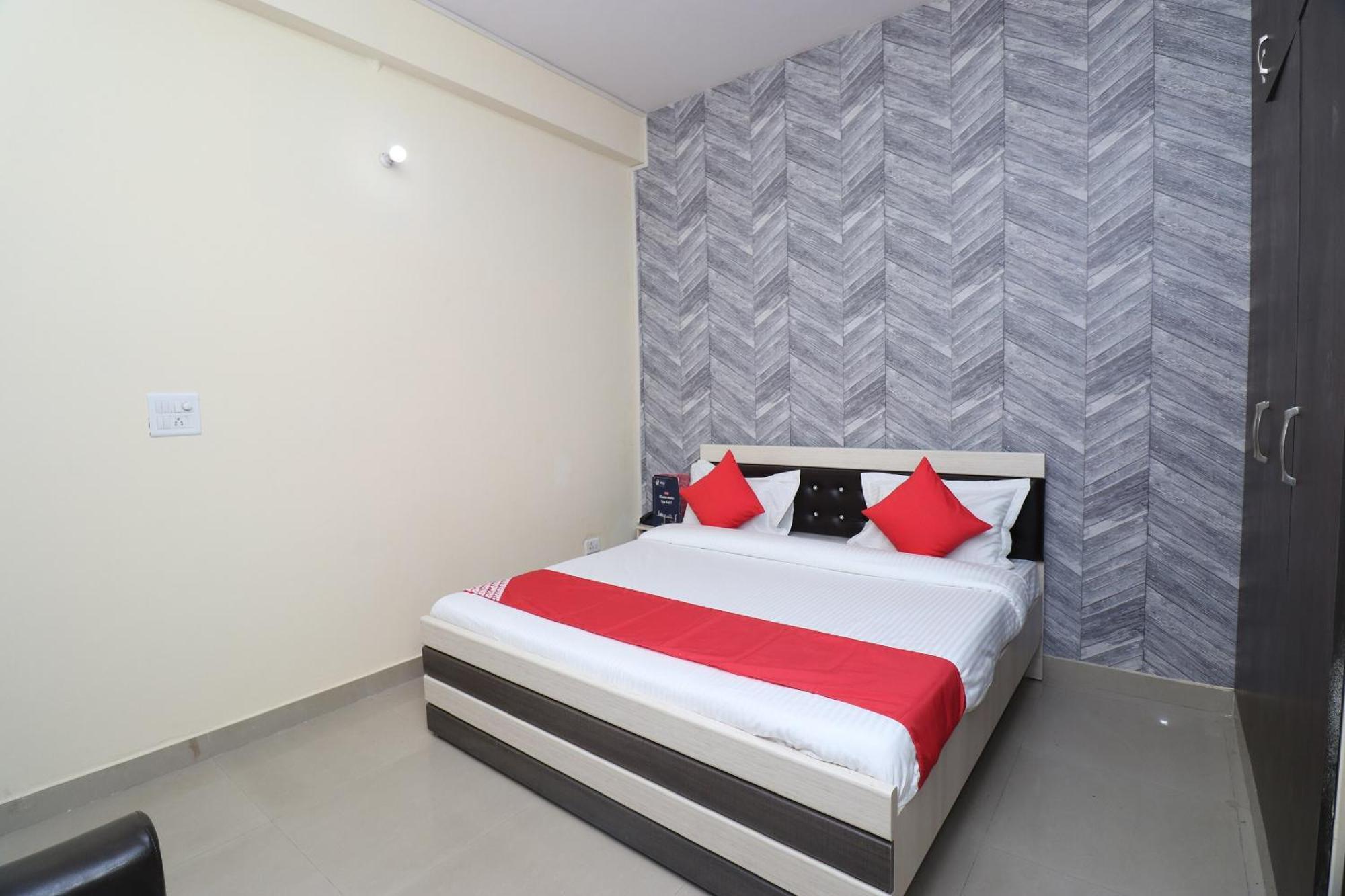 Hotel O Dream Residency Faridabad Esterno foto
